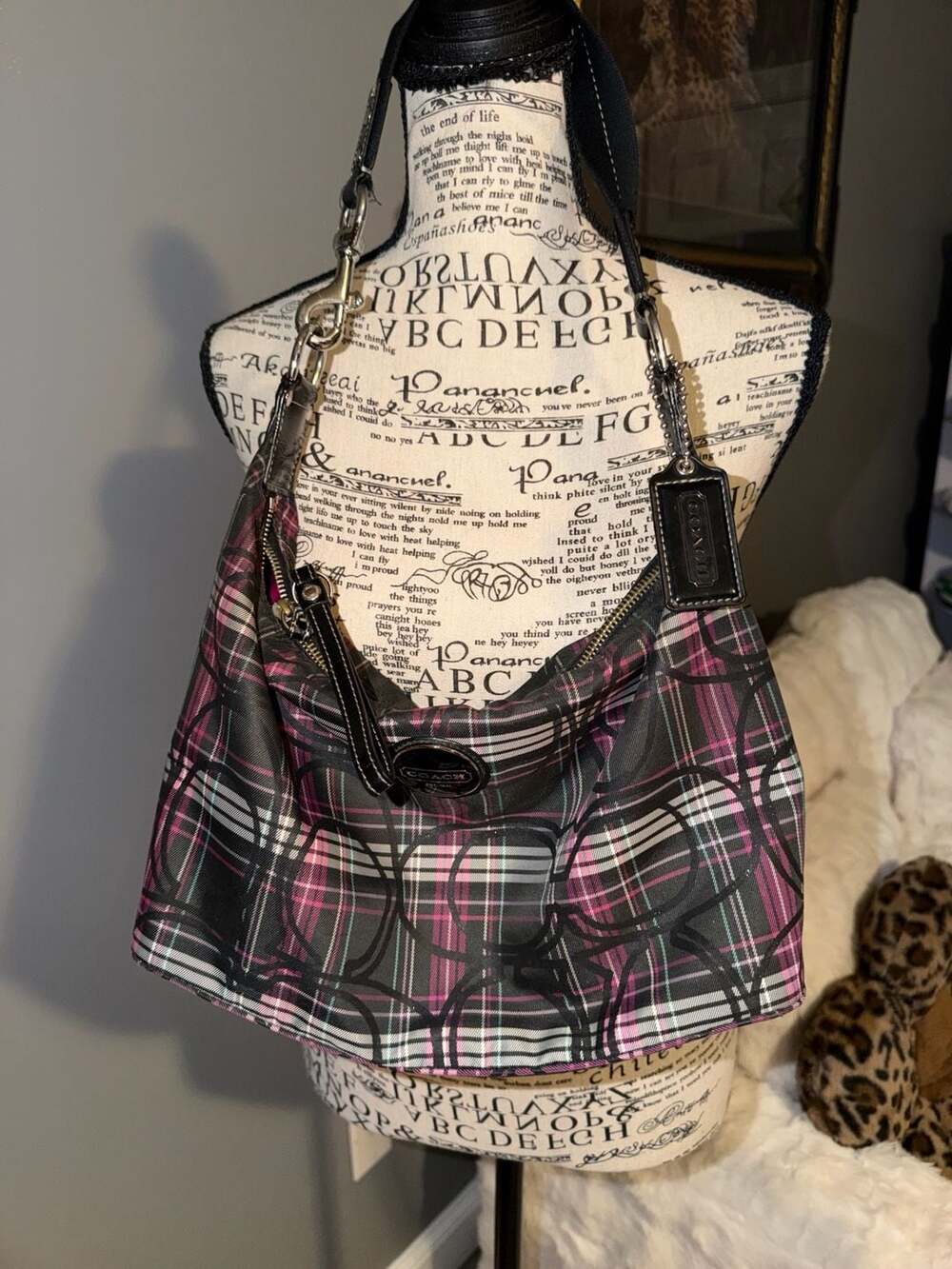 Coach Poppy Tartan Plaid Applique Hobo Shoulder Bag Pink Black F17709
